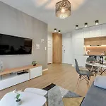 Comfort Kopernika شقة غدينيا